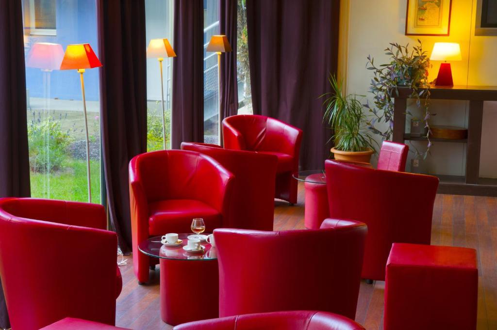 Hotel De Pen Bron 勒克鲁西克 外观 照片