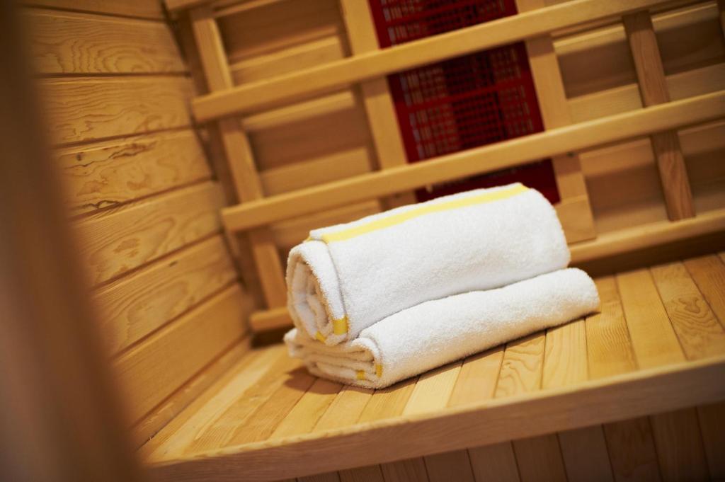 Hotel De Pen Bron 勒克鲁西克 客房 照片